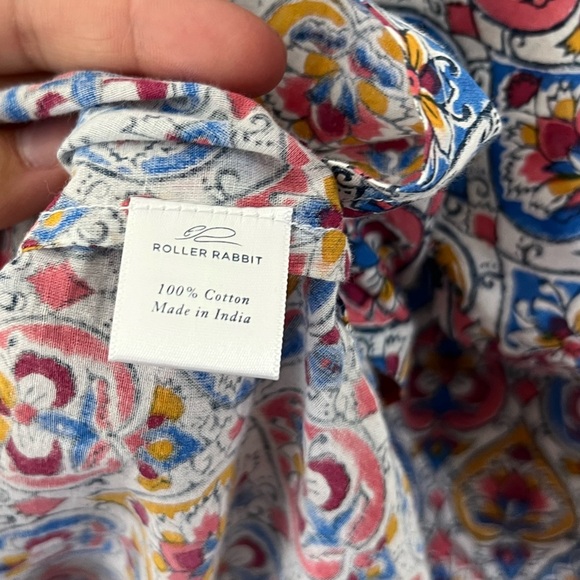 Roller Rabbit Embroidered Cotton Pattern V-neck Tunic Top Size Medium - Picture 5 of 12